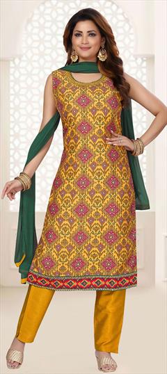 Festive, Party Wear Gold color Salwar Kameez in Muslin fabric with Straight Printed work : 1783129