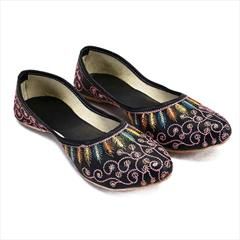 Black and Grey color Women Shoes in Synthetic fabric with Embroidered, Thread work : 1785083