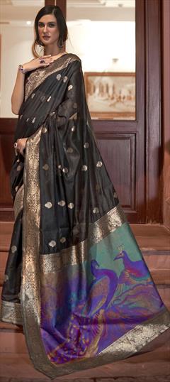 Traditional Black and Grey color Saree in Handloom fabric with South Weaving work : 1788436