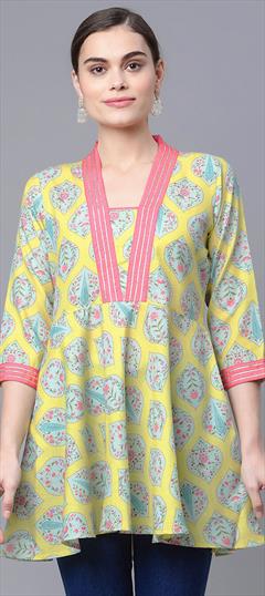 Casual Yellow color Kurti in Cotton fabric with A Line, Long Sleeve Printed work : 1790659