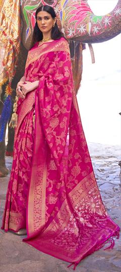 Traditional Pink and Majenta color Saree in Handloom fabric with Bengali Sequence, Weaving work : 1793537