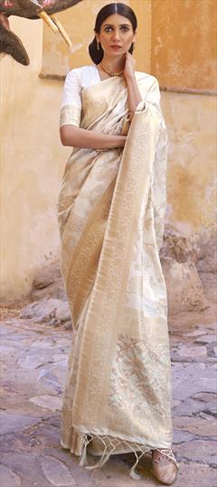 Traditional White and Off White color Saree in Handloom fabric with Bengali Sequence, Weaving work : 1793544