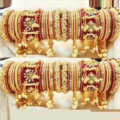 Multicolor color Bangles in Metal Alloy studded with Pearl & Gold Rodium Polish : 1794483