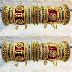 Multicolor color Bangles in Metal Alloy studded with Pearl & Gold Rodium Polish : 1794496