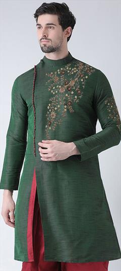 Green color Kurta in Dupion Silk fabric with Embroidered work : 1798095