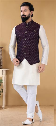 Red and Maroon color Kurta Pyjama with Jacket in Jacquard fabric with Weaving work : 1798935