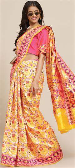 Traditional, Wedding Yellow color Saree in Banarasi Silk, Silk fabric with South Weaving work : 1799189