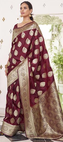 Traditional Red and Maroon color Saree in Satin Silk, Silk fabric with South Weaving work : 1800158