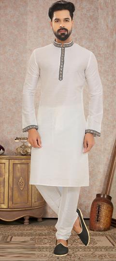 White and Off White color Kurta Pyjamas in Dupion Silk fabric with Sequence, Thread work : 1803163