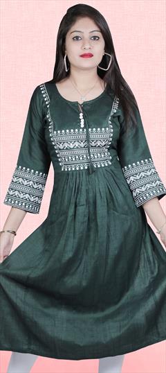 Casual Green color Kurti in Rayon fabric with A Line, Long Sleeve Embroidered work : 1804656