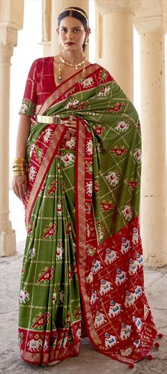 Traditional Green color Saree in Patola Silk, Silk fabric with South Printed work : 1805301