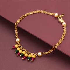 Gold color Bracelet in Metal Alloy studded with Beads & Gold Rodium Polish : 1806515