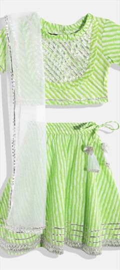 Green color Kids Lehenga in Cotton, Net fabric with Gota Patti, Lehariya, Printed work : 1809001