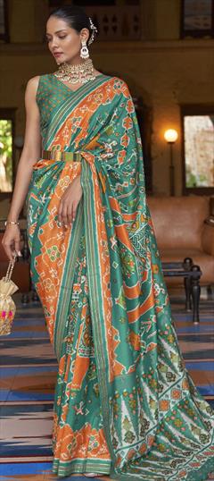 Traditional, Wedding Green, Orange color Saree in Patola Silk, Silk fabric with South Printed work : 1810677