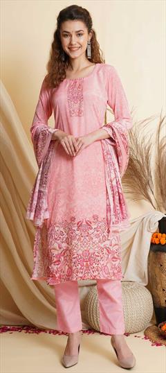 Casual, Party Wear Pink and Majenta color Salwar Kameez in Crepe Silk fabric with Straight Digital Print, Floral work : 1812640