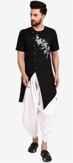 Black and Grey color Dhoti Kurta in Blended Cotton fabric with Embroidered work : 1815805
