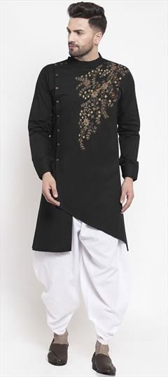 Black and Grey color Dhoti Kurta in Blended Cotton fabric with Embroidered work : 1815814