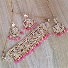 Pink and Majenta color Necklace in Metal Alloy studded with Pearl & Gold Rodium Polish : 1816863