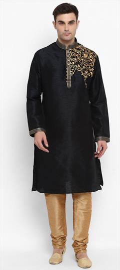 Black and Grey color Kurta Pyjamas in Dupion Silk fabric with Embroidered work : 1817708