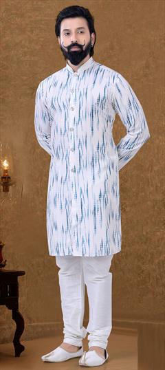 White and Off White color Kurta Pyjamas in Cotton fabric with Printed work : 1817884