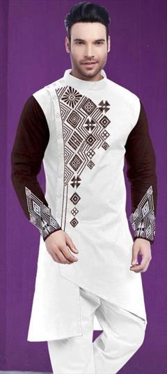 White and Off White color Kurta in Blended Cotton fabric with Embroidered work : 1819489