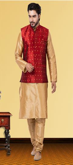 Gold color Kurta Pyjama with Jacket in Dupion Silk fabric with Thread work : 1820747