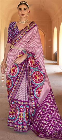 Casual, Traditional Pink and Majenta color Saree in Patola Silk, Silk fabric with South Printed, Stone work : 1822562