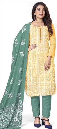 Casual Yellow color Salwar Kameez in Cotton fabric with Straight Printed work : 1827742