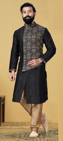 Black and Grey color Kurta Pyjamas in Dupion Silk fabric with Embroidered, Thread work : 1828452