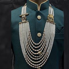 White and Off White color Groom Necklace in Metal Alloy studded with Pearl & Enamel : 1830751