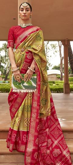 Bridal Green, Red and Maroon color Saree in Patola Silk fabric with Classic Bandhej, Weaving, Zari work : 1832525