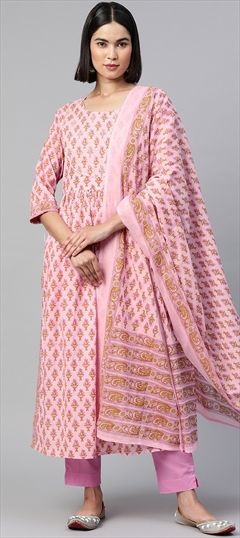 Casual Pink and Majenta color Kurti in Cotton fabric with Anarkali, Long Sleeve Printed, Sequence, Thread, Zari work : 1833033
