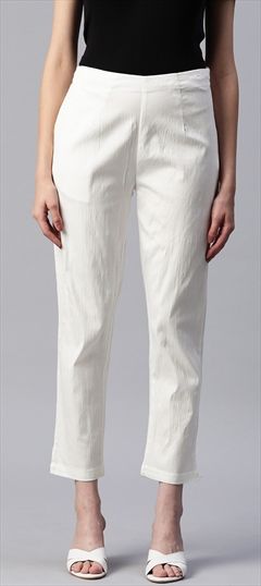 Casual White and Off White color Jeggings in Lycra fabric with Trendy Thread work : 1833195