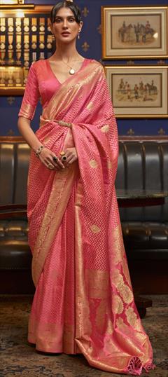 Bridal, Reception, Wedding Pink and Majenta color Saree in Silk fabric with South Weaving, Zari work : 1836291