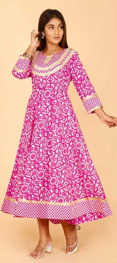 Casual Pink and Majenta color Kurti in Cotton fabric with Anarkali, Long Sleeve Printed work : 1837931