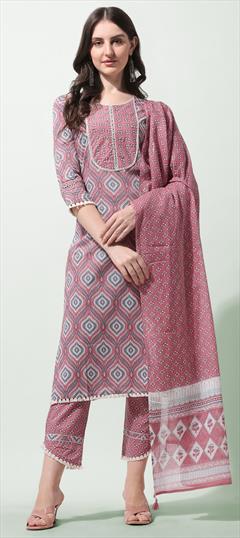 Casual Multicolor color Salwar Kameez in Cotton fabric with Straight Floral, Lace, Printed work : 1840787