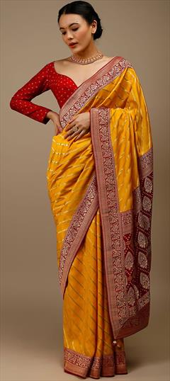 Traditional Yellow color Saree in Banarasi Silk, Silk fabric with South Weaving work : 1840996