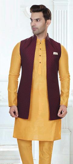 Red and Maroon color Nehru Jacket in Jacquard fabric with Weaving work : 1842614