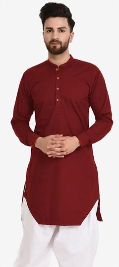 Red and Maroon color Kurta in Cotton fabric with Thread work : 1842900