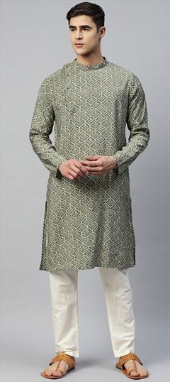 Casual Green color Kurta Pyjamas in Muslin fabric with Printed work : 1843557