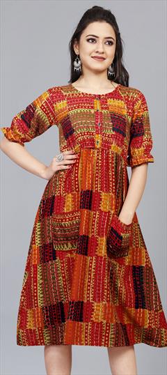 Casual Multicolor color Kurti in Rayon fabric with Trendy Printed work : 1846010