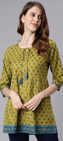 Casual Green color Kurti in Cotton fabric with Long Sleeve, Straight Printed work : 1846935