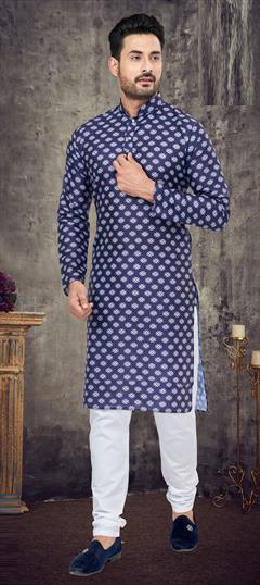 Blue color Kurta Pyjamas in Cotton fabric with Digital Print work : 1848829