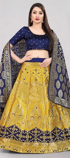 Reception Yellow color Lehenga in Banarasi Silk fabric with A Line Weaving work : 1850821