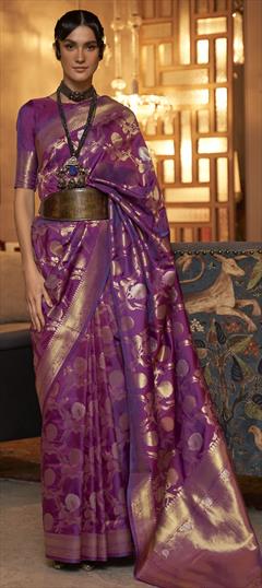 Traditional Purple and Violet color Saree in Art Silk, Silk fabric with South Weaving work : 1852042