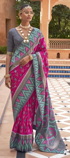 Traditional Black and Grey, Pink and Majenta color Saree in Patola Silk, Silk fabric with South Printed, Weaving work : 1852300