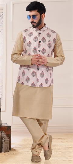 Gold color Kurta Pyjama with Jacket in Silk fabric with Weaving work : 1853246