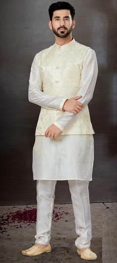 White and Off White color Kurta Pyjama with Jacket in Dupion Silk fabric with Sequence, Thread, Weaving work : 1857173