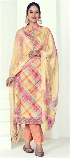 Casual Pink and Majenta color Salwar Kameez in Cotton fabric with Straight Printed work : 1858838