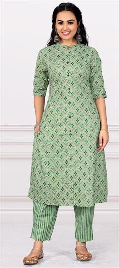 Casual Green color Tunic with Bottom in Cotton fabric with Straight Printed work : 1861725
